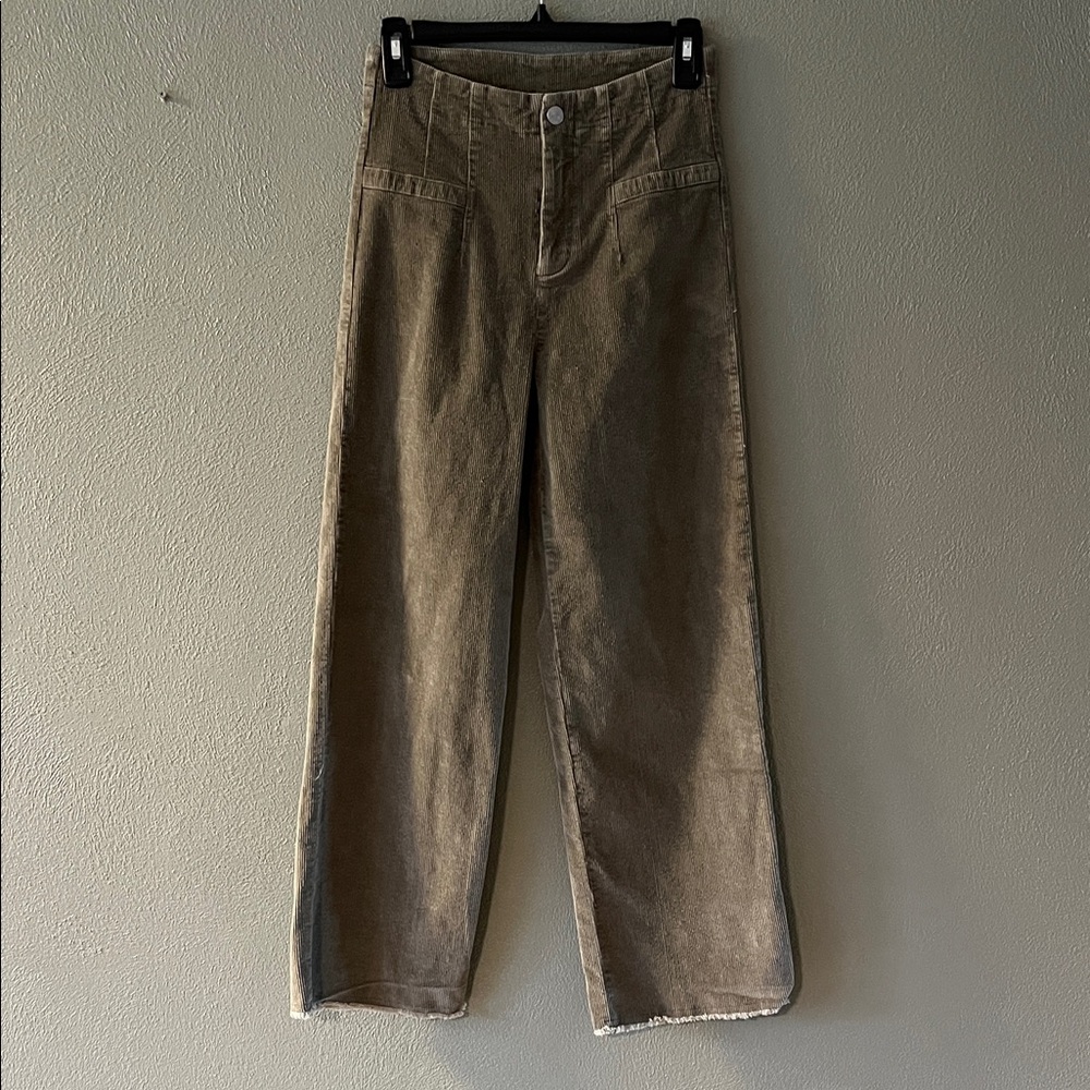 NWOT La Miel Corduroy Olive Green Wide Leg Pants Size Small